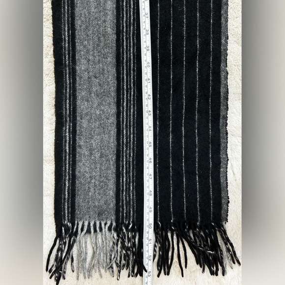 Fraas Unisex Fringe Edge 100% Cashmere Scarf Striped Black/gray Size 50”/10,5” - Picture 3 of 6